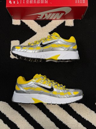 Zapatillas Nike P6000 Amarillas y Plateadas 41