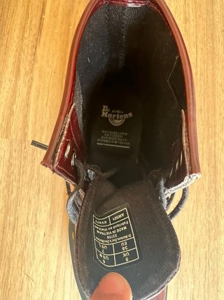 Botas Dr. Martens Veganas burdeos