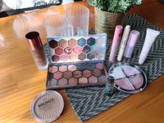 Lote de maquillaje Love Thy Makeup