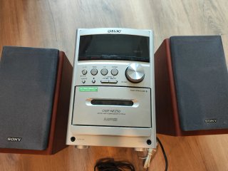 Minicadena Sony Vintage Madera y Plata CMT-NEZ50