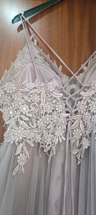 Vestido de fiesta rosa y plateado