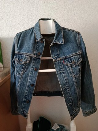 CAZADORA VAQUERA LEVIS DE CHICA