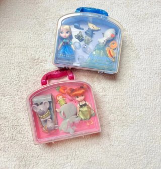 Maletines Elsa y Anna, Disney