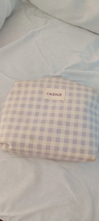 Neceser Caudalie Cuadros Lila