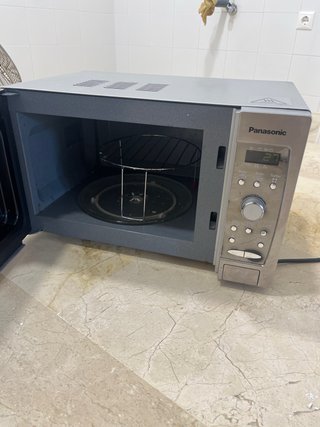 Microondas Panasonic Inverter con Grill