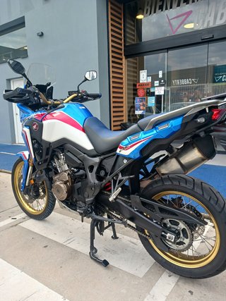 Honda Africa Twin 1000 SDT DCT