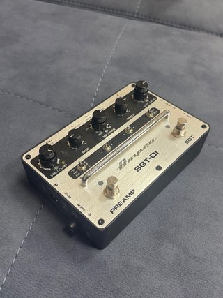 Preamplificatore Ampeg SGT-DI per basso