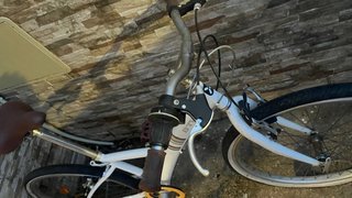 2 Bicicletas Btwin 1/50€ 2/80€ pinchadas