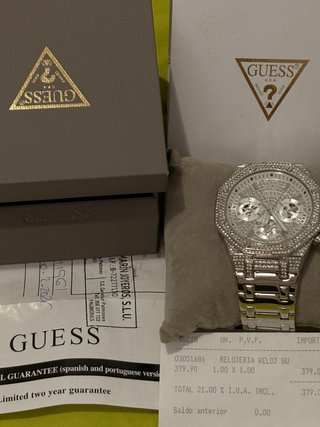 Reloj Guess Plateado