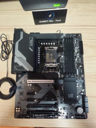 Placa Base Gigabyte Z790 UD