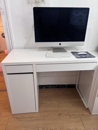 Mesa de trabajo Micke blanca