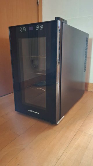 Vinoteca Orbegozo VT 810