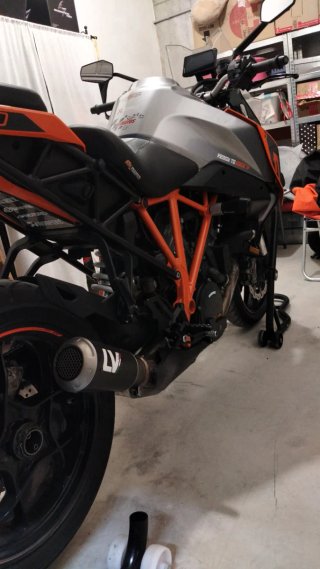 KTM 1290 Super Duke GT 2017