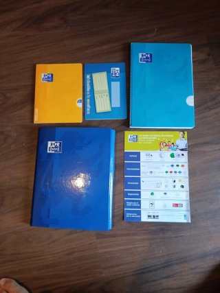 Oxford carpeta y conjunto libros