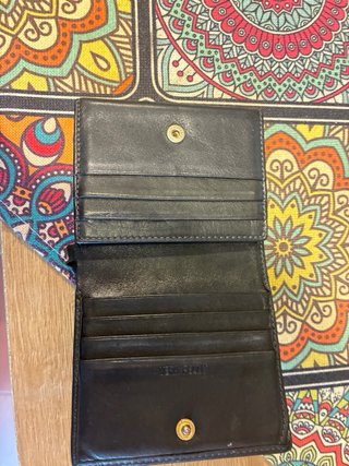 Monedero de Piel Negro