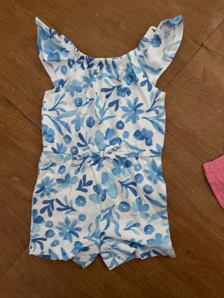 Peto corto estampado floral 6-9 meses
