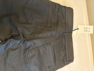 Pantalón Carol Slim Negro Efecto Piel Nuevo