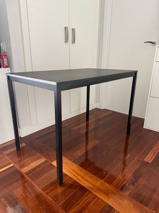 Mesa negra