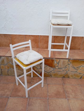 Set de 2 Taburetes Altos Blancos