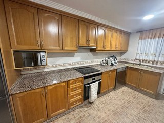 Cocina de Madera de Roble, no se hacen envios
