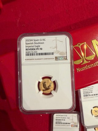 Moneda oro 1/10 fabrica nacional moneda y timbre