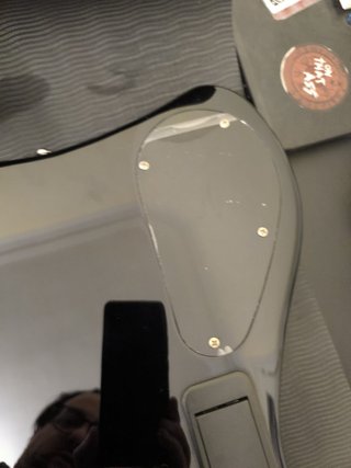 Bajo Harley Benton 5 cuerdas activo + Funda Fender