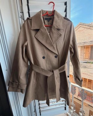 Gabardina Zara Marrón