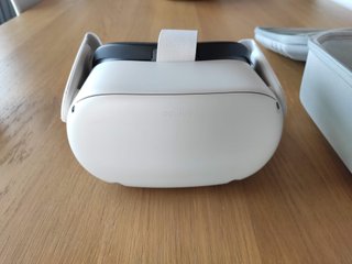 Oculus Quest 2 con maletín