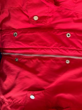 Gabardina Geox Roja Talla 48 española.