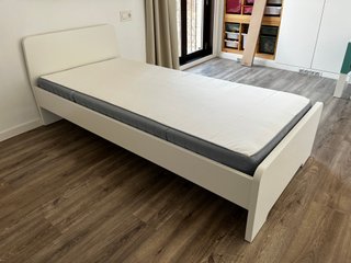 Cama IKEA ASKVOLL (90x200) + Colchón opcional