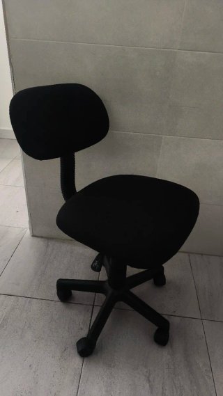 Silla de escritorio regulable en altura