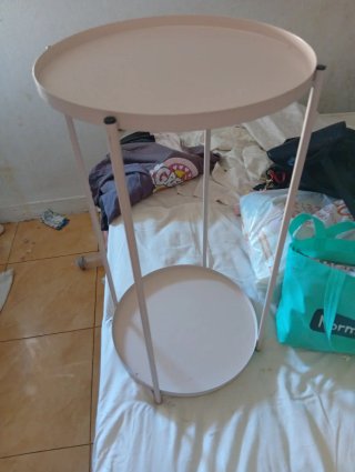 Mesa auxiliar redonda rosa claro