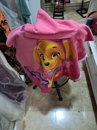 Poncho niña Paw Patrol Skye