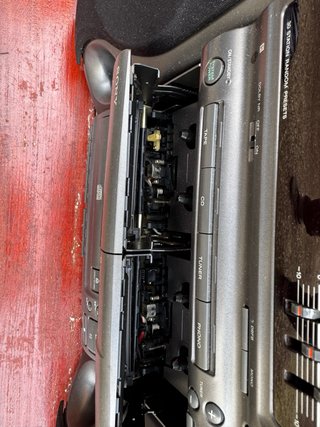 Mini cadena Sony FH-B490