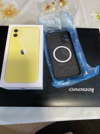 iPhone 11 Gold Como Nuevo