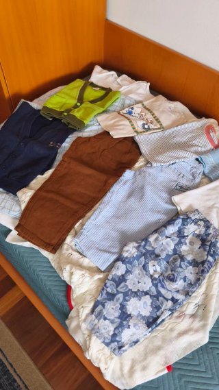 Lote de ropa para bebé