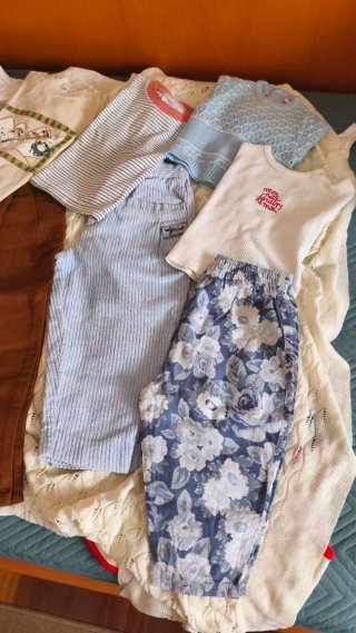 Lote de ropa para bebé
