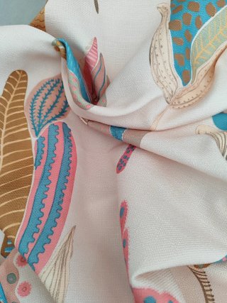 Tela diseño botánico premium algodón 100%