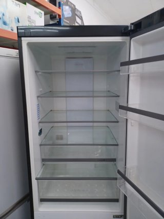Nevera Haier 1.90m x 60cm