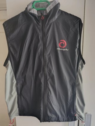 Chaleco Cortavientos Alinghi (America's Cup)