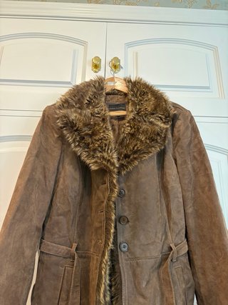 Chaqueta ante marrón con pelo