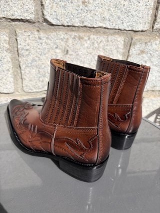 Botines Vaqueros Marrones hombre.