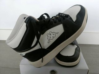 Zapatillas Kappa Altas Negras y Blancas