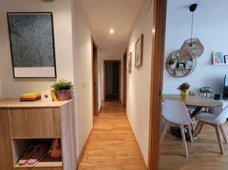 Piso de 4 hab. como nuevo para entrar a vivir gara