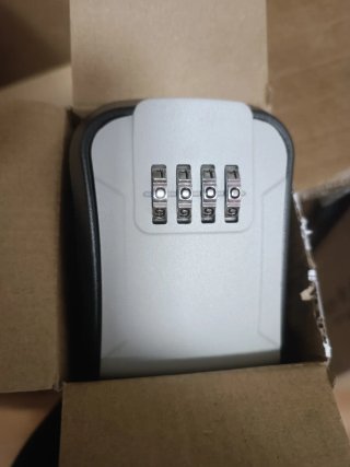 Caja de seguridad combinación 4 dígitos