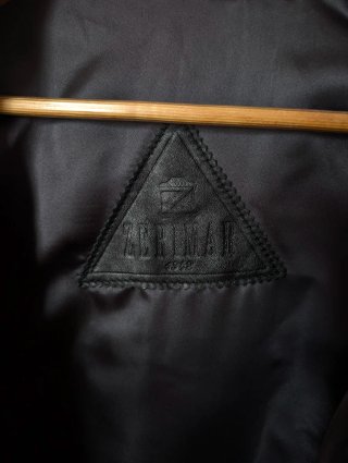 Chaqueta de cuero negra para hombre