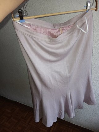 Traje rosa chaqueta y falda