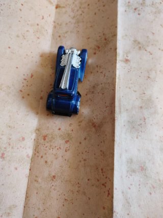 Hot Wheels Edición Limitada - Varios Modelos