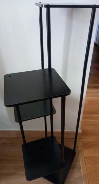 Estantería de pie negra