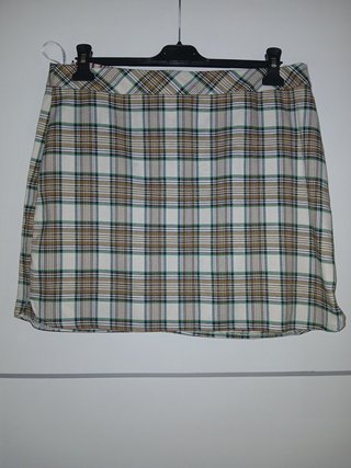 2 Minifaldas Talla L (Stradivarius y Primark)